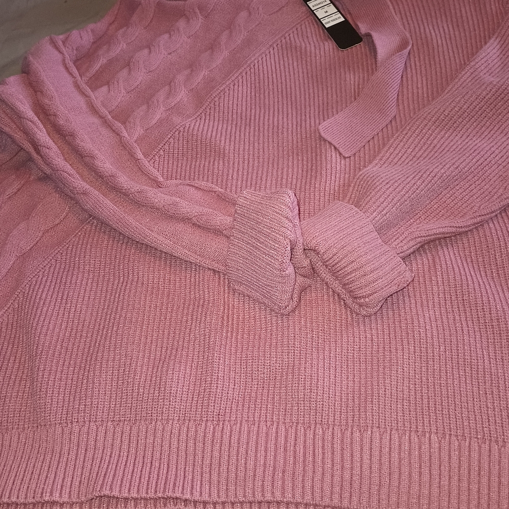 Sweater - Picture 2 of 4